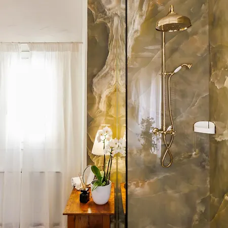 Apartment Palazzo Della Bianca-royal Experience