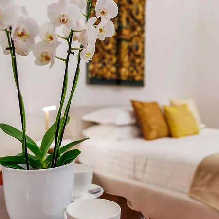 Palazzo Della Bianca-royal Experience Apartman *