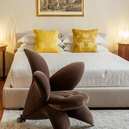 Palazzo Della Bianca-royal Experience Διαμέρισμα *